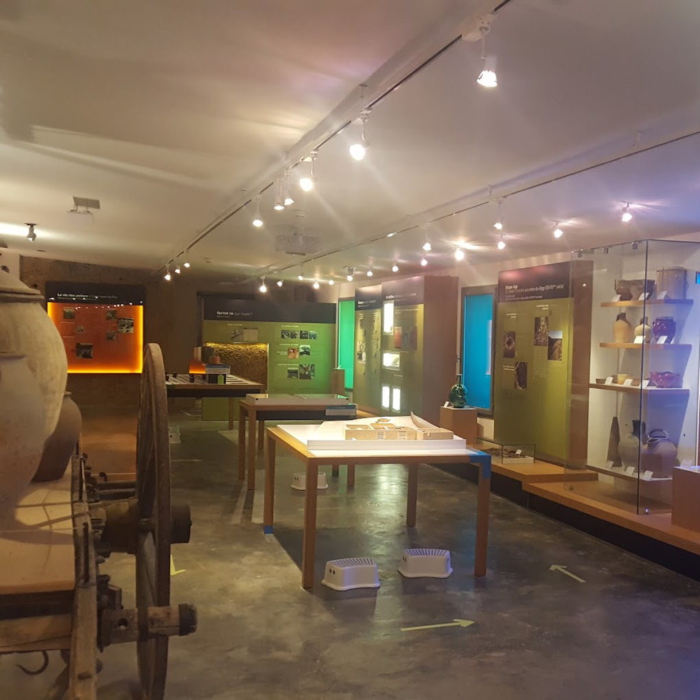 Argileum, la maison de la poterie - musée - atelier