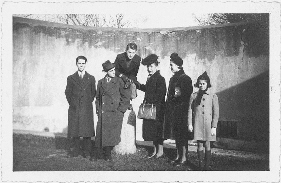 Histoire du lavoir public de l'Etang à Ménival